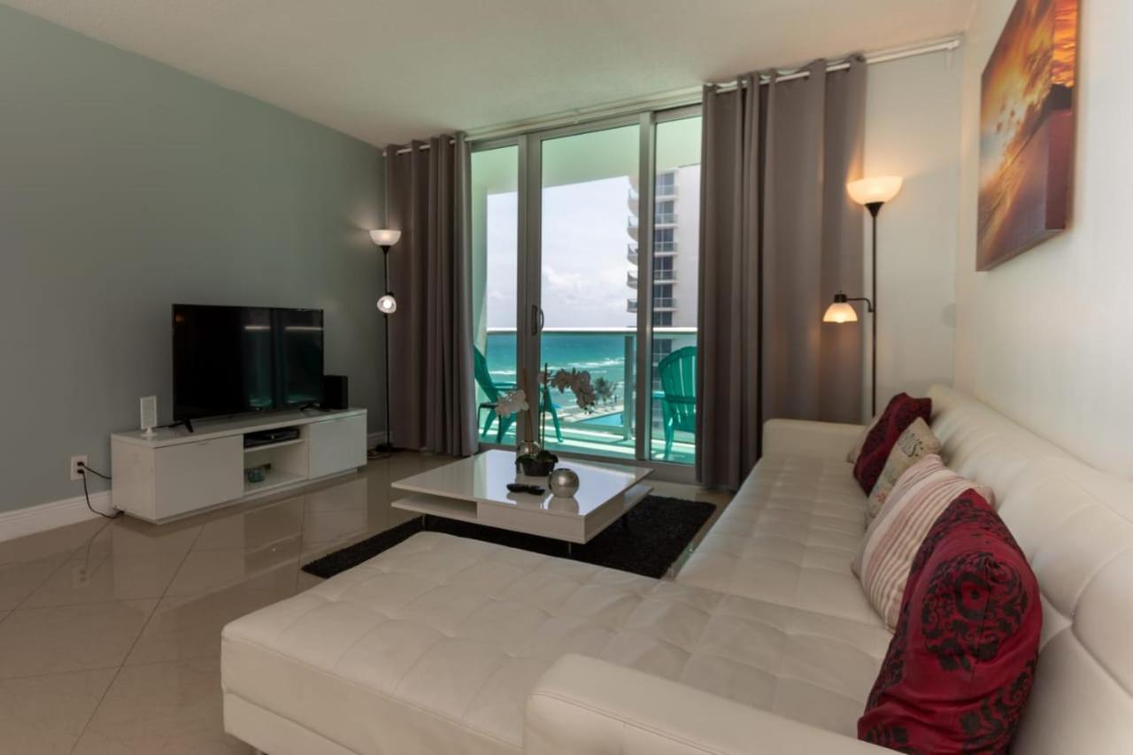 Apartments At Tides Hollywood Bagian luar foto